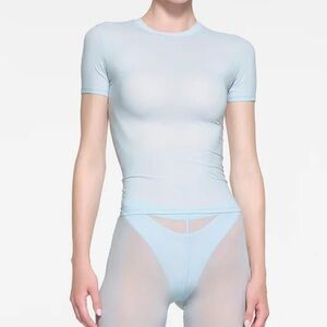 SKIMS Fits Everybody T-Shirt | Opal | Size XS